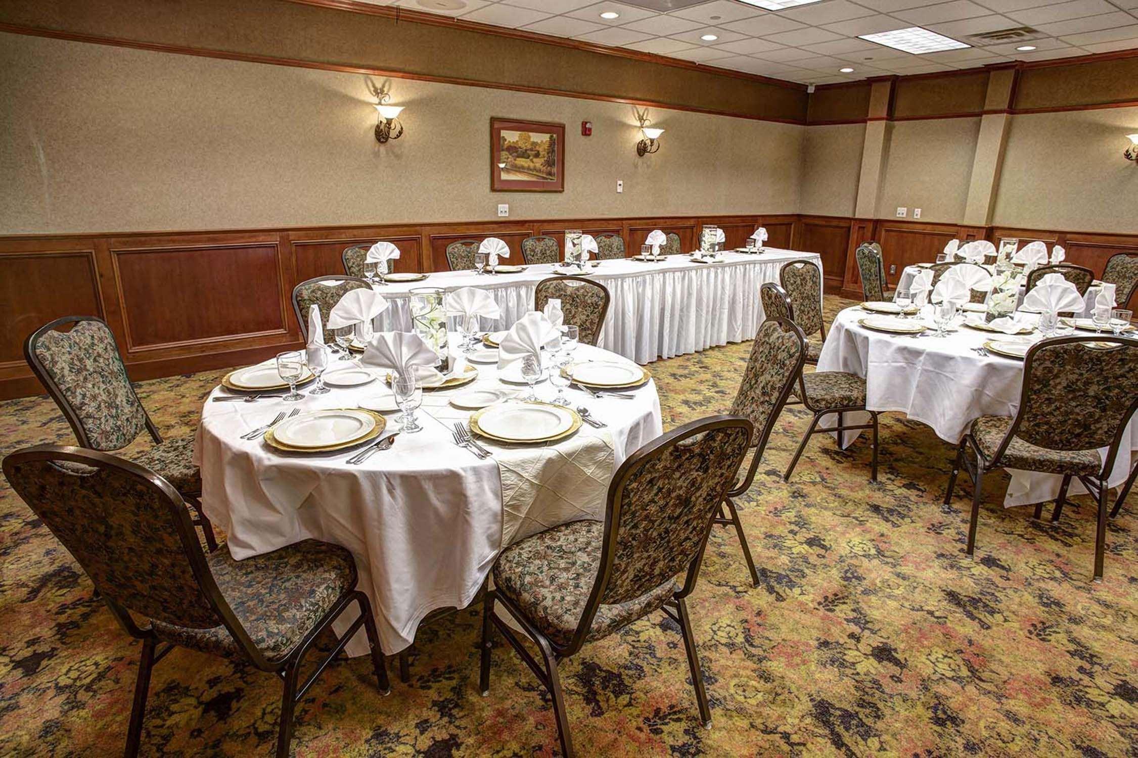 Hotel Comfort & Rapid Near Mt Rushmore 3*