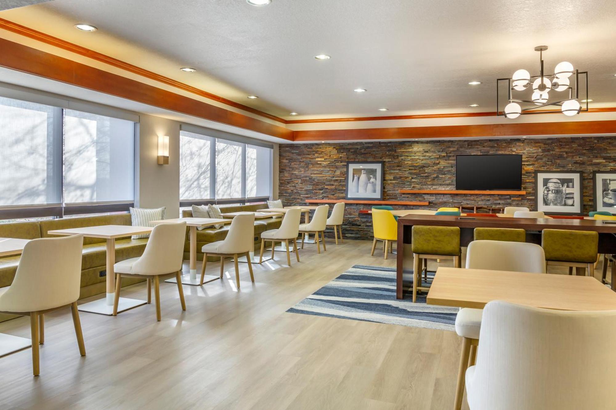 Comfort & Rapid Near Mt Rushmore Hotel 3*